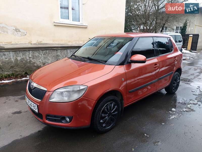 Хетчбек Skoda Fabia 2008 в Стрию