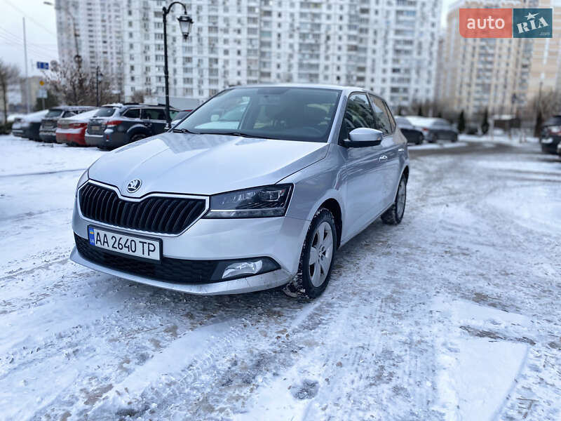 Хэтчбек Skoda Fabia 2018 в Киеве