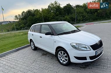 Универсал Skoda Fabia 2014 в Тернополе