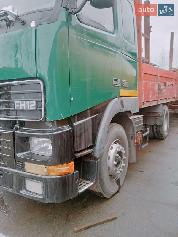 Тягач Volvo FH 12 1995 в Шепетівці Тягач Volvo FH 12 1995 в Шепетівці