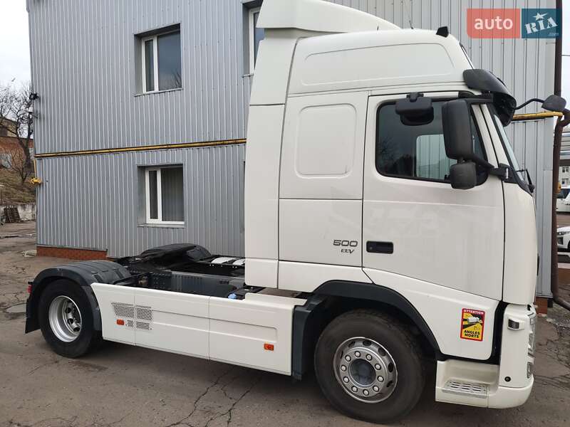 Тягач Volvo FH 13 2014 в Ровно