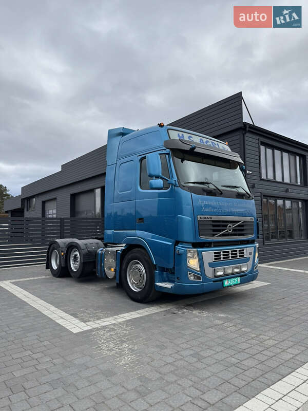 Тягач Volvo FH 13 2010 в Вараше
