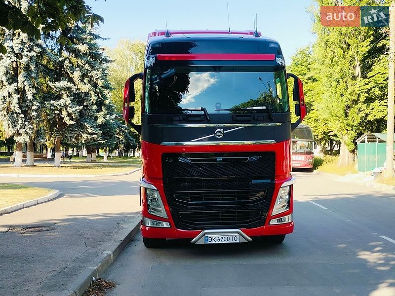 Тягач Volvo FH 13 2014 в Ровно Тягач Volvo FH 13 2014 в Ровно