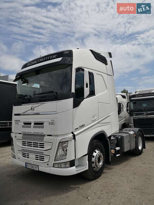 Тягач Volvo FH 16 2016 в Кам'янському Тягач Volvo FH 16 2016 в Кам'янському