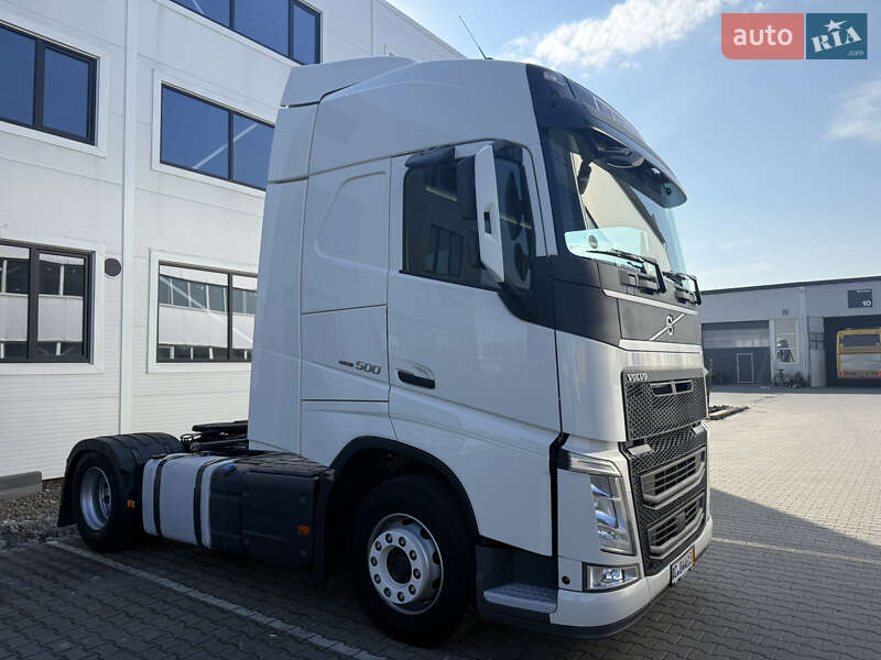 Тягач Volvo FH 16 2016 в Черновцах
