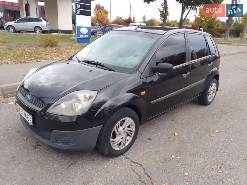 Хэтчбек Ford Fiesta 2007 в Харькове