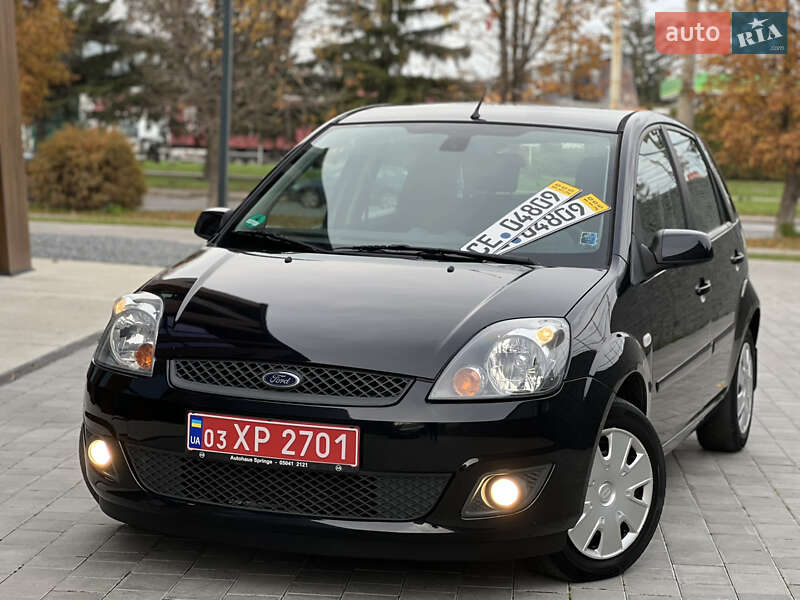 Хетчбек Ford Fiesta 2008 в Луцьку Хетчбек Ford Fiesta 2008 в Луцьку