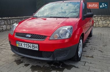 Хэтчбек Ford Fiesta 2007 в Волочиске