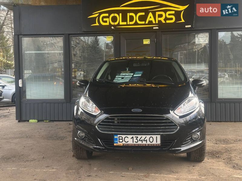 Хэтчбек Ford Fiesta 2016 в Львове Хэтчбек Ford Fiesta 2016 в Львове