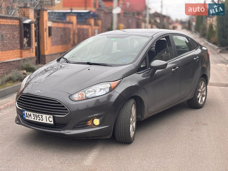 Седан Ford Fiesta 2019 в Житомире