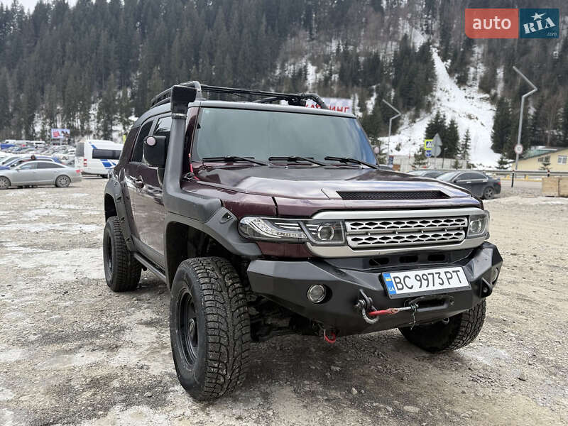 Внедорожник / Кроссовер Toyota FJ Cruiser 2007 в Яремче