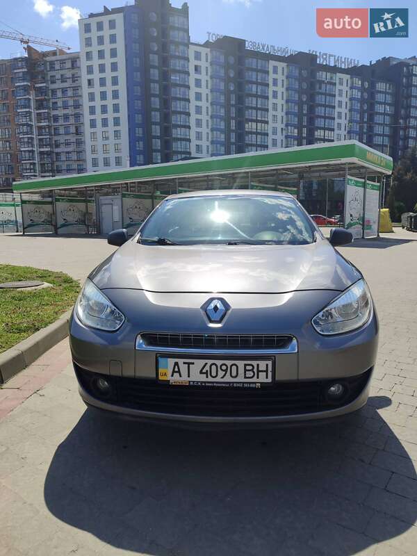 Седан Renault Fluence 2012 в Ивано-Франковске