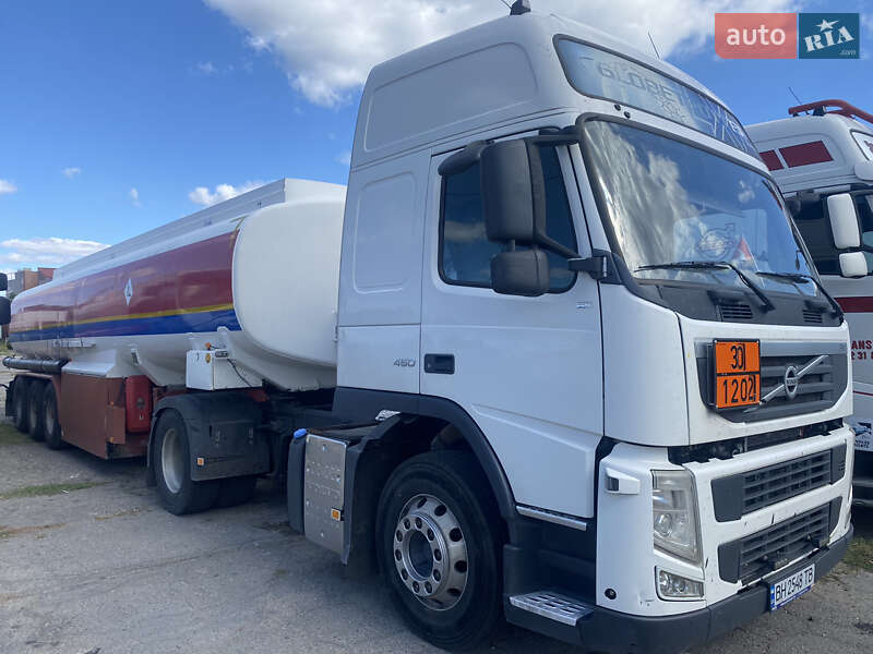 Бензовоз Volvo FM 13 2011 в Одессе Бензовоз Volvo FM 13 2011 в Одессе