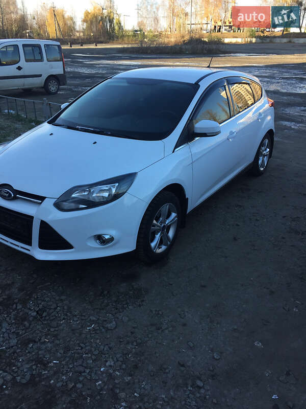 Хэтчбек Ford Focus 2013 в Ужгороде