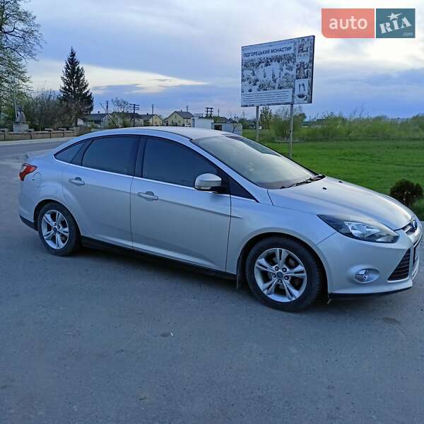 Седан Ford Focus 2013 в Золочеве