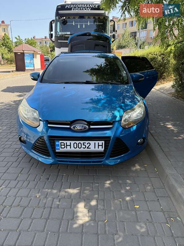 Хэтчбек Ford Focus 2013 в Одессе