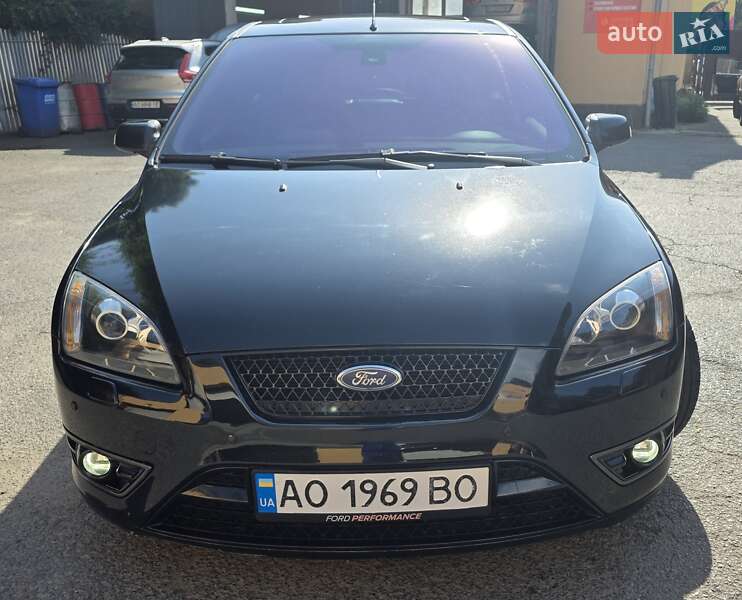 Хэтчбек Ford Focus 2007 в Ужгороде