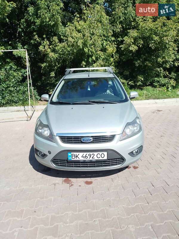 Универсал Ford Focus 2009 в Ровно Универсал Ford Focus 2009 в Ровно