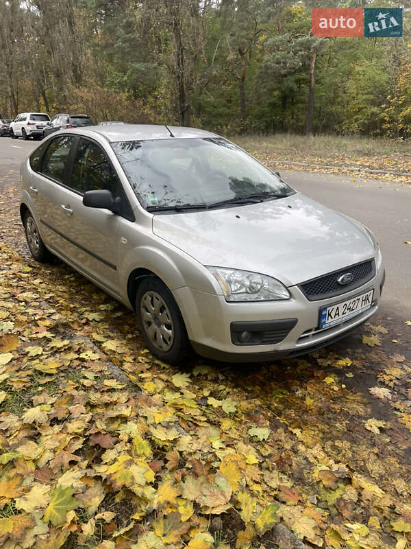 Хэтчбек Ford Focus 2007 в Киеве