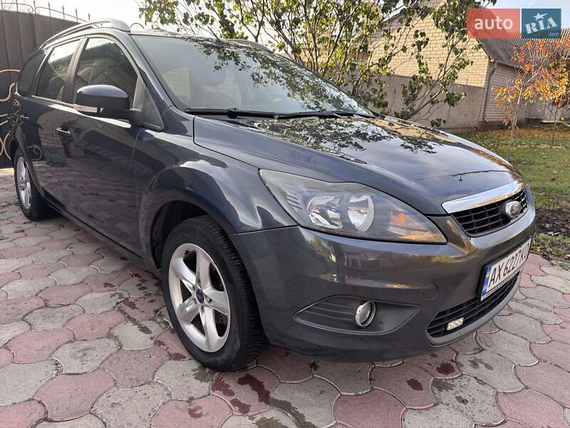 Універсал Ford Focus 2010 в Краснограді