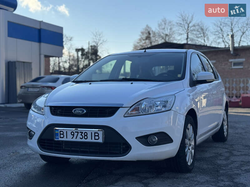 Хэтчбек Ford Focus 2011 в Лубнах Хэтчбек Ford Focus 2011 в Лубнах