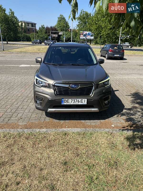 Внедорожник / Кроссовер Subaru Forester 2019 в Николаеве