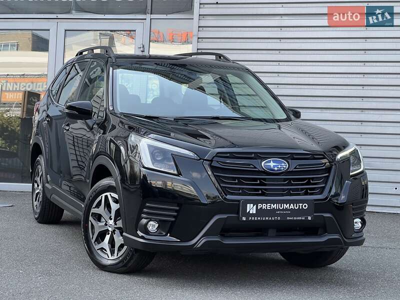 Внедорожник / Кроссовер Subaru Forester 2024 в Киеве