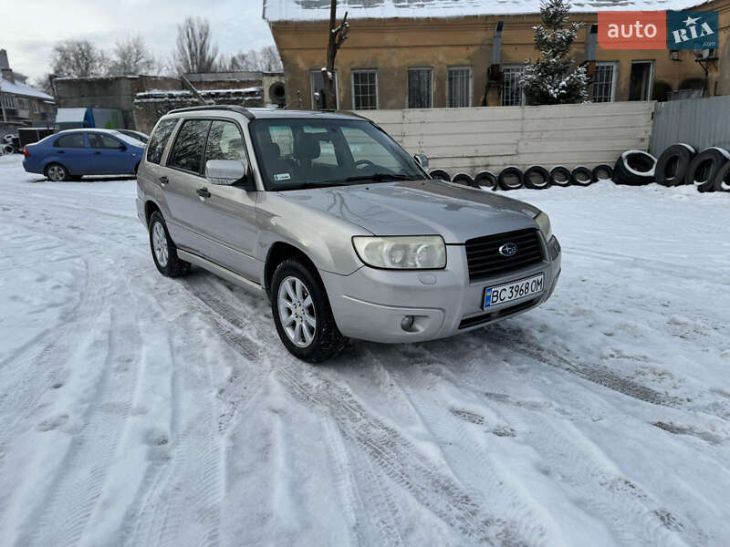 Внедорожник / Кроссовер Subaru Forester 2006 в Днепре