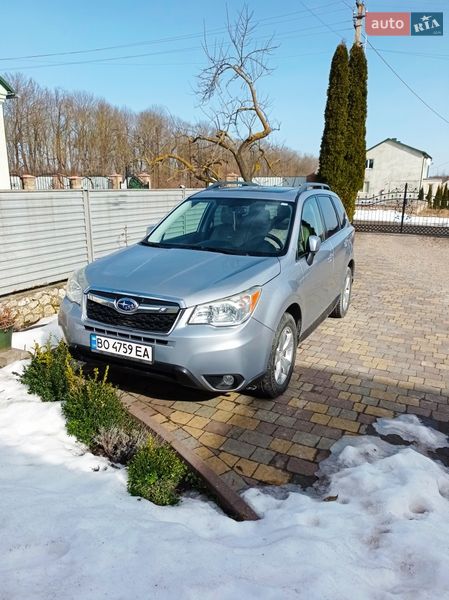 Внедорожник / Кроссовер Subaru Forester 2015 в Тернополе