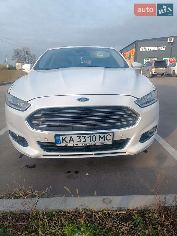 Седан Ford Fusion 2013 в Києві
