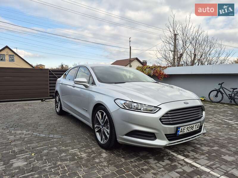 Седан Ford Fusion 2014 в Днепре
