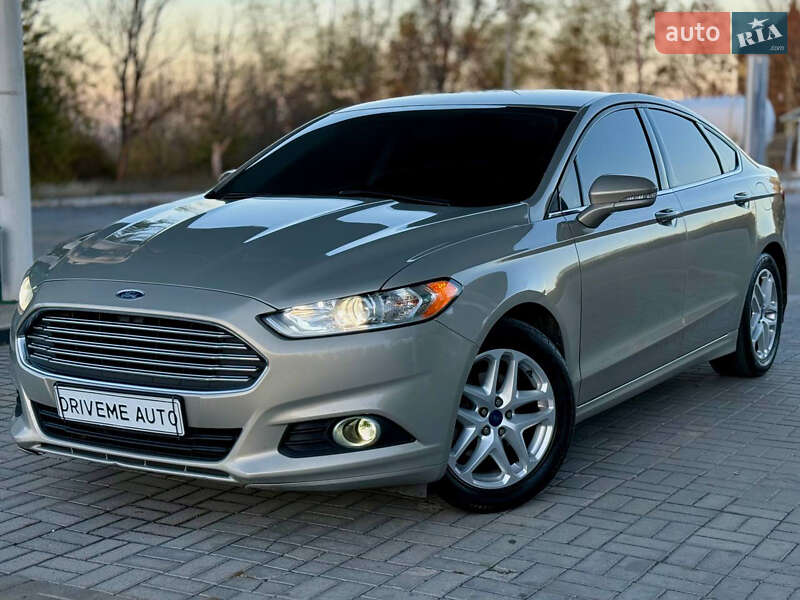 Седан Ford Fusion 2014 в Днепре Седан Ford Fusion 2014 в Днепре