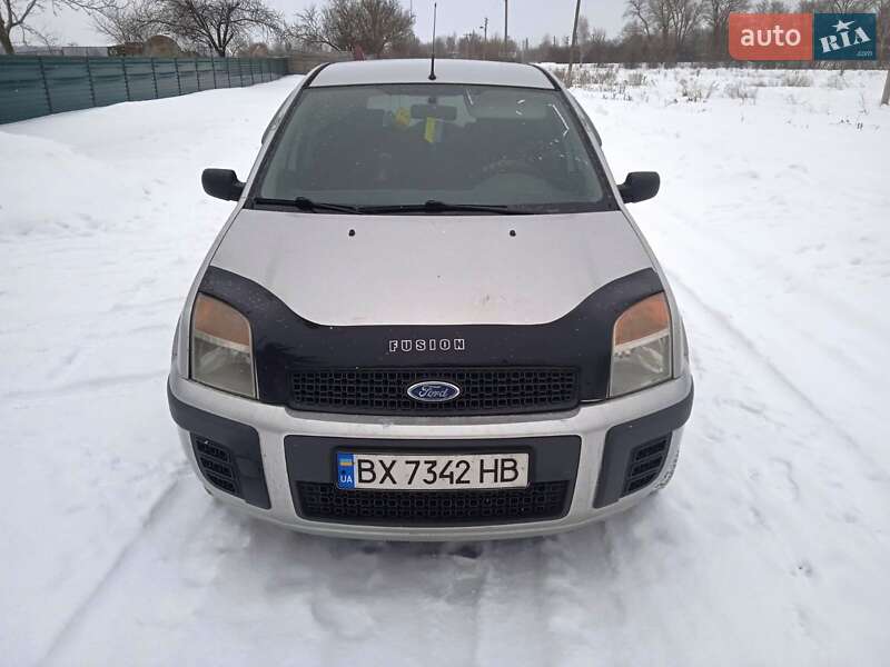 Хэтчбек Ford Fusion 2009 в Звягеле