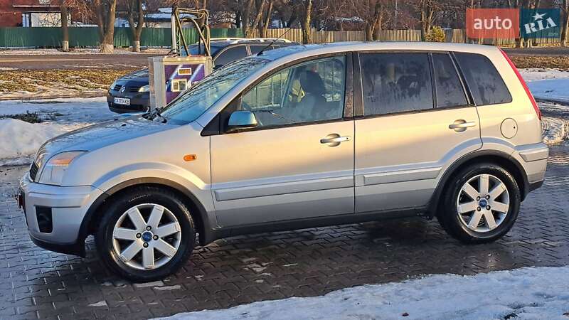 Хэтчбек Ford Fusion 2008 в Умани Хэтчбек Ford Fusion 2008 в Умани