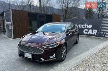 Седан Ford Fusion 2019 в Яремчі