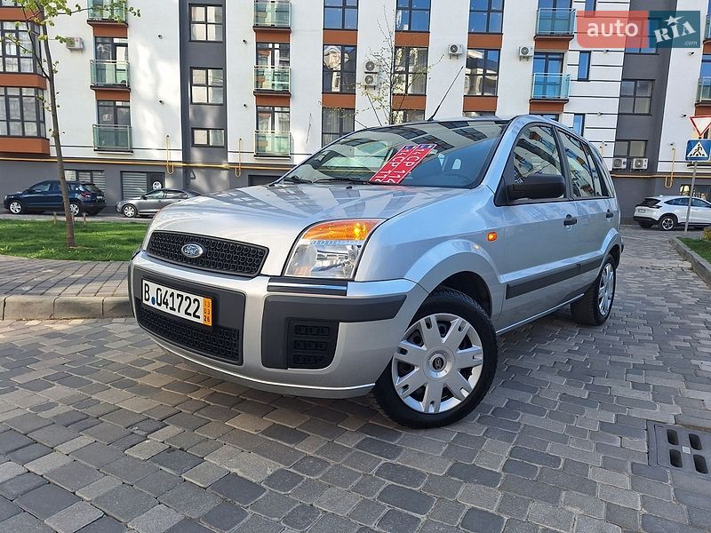 Хэтчбек Ford Fusion 2006 в Ивано-Франковске