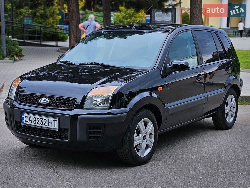 Хэтчбек Ford Fusion 2008 в Умани