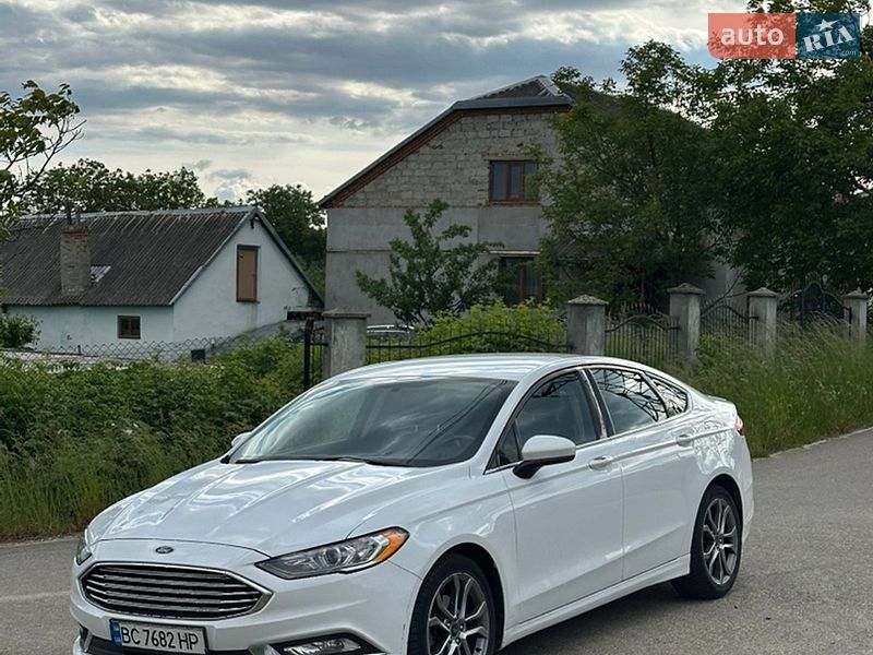 Седан Ford Fusion 2017 в Львове