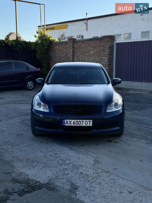 Седан Infiniti G35 2008 в Полтаве Седан Infiniti G35 2008 в Полтаве