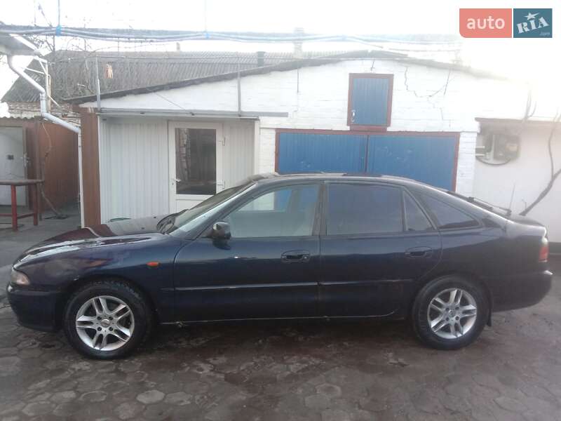 Седан Mitsubishi Galant 1993 в Калиновке