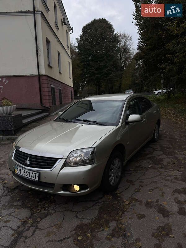 Седан Mitsubishi Galant 2008 в Житомире
