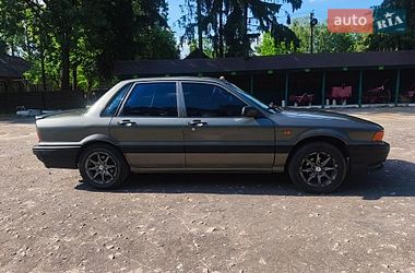 Седан Mitsubishi Galant 1991 в Остер