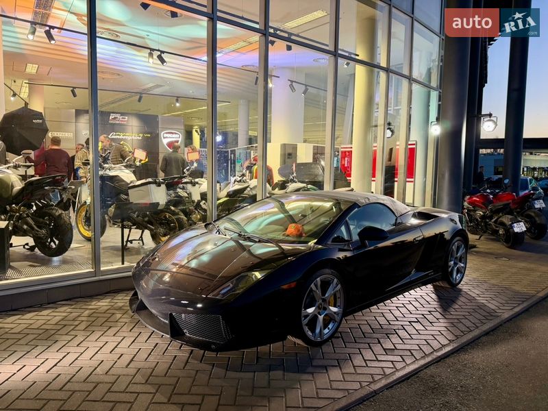 Кабриолет Lamborghini Gallardo 2010 в Киеве