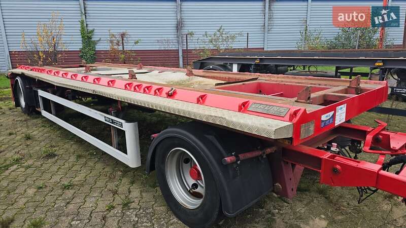 Контейнеровоз Bruns Geeste 2006 в Чернівцях Контейнеровоз Bruns Geeste 2006 в Чернівцях