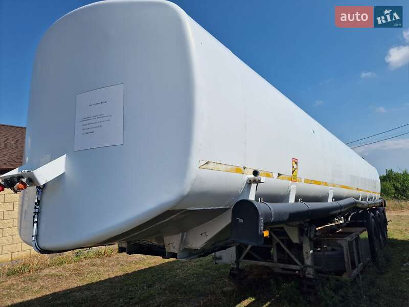 Цистерна полуприцеп Hendricks Goch 1998 в Днепре Цистерна полуприцеп Hendricks Goch 1998 в Днепре