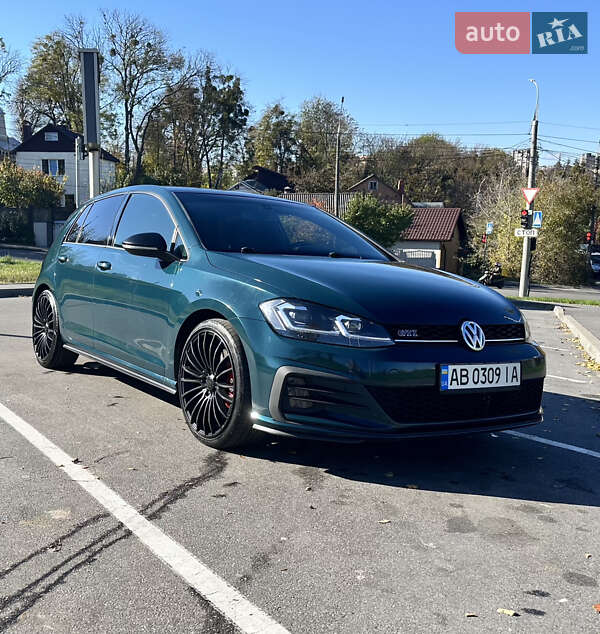 Хэтчбек Volkswagen Golf GTI 2018 в Виннице Хэтчбек Volkswagen Golf GTI 2018 в Виннице
