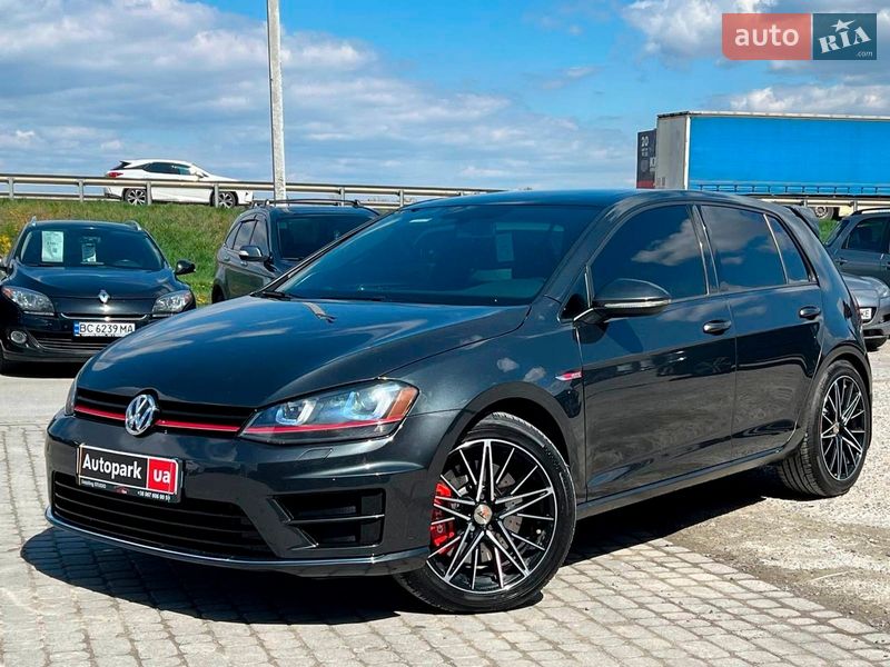 Хетчбек Volkswagen Golf GTI 2015 в Львові