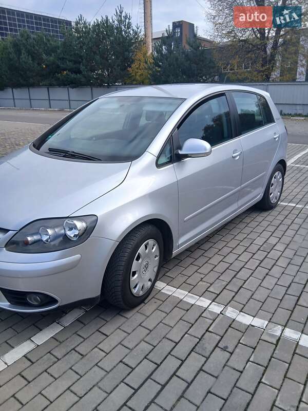 Хэтчбек Volkswagen Golf Plus 2007 в Луцке