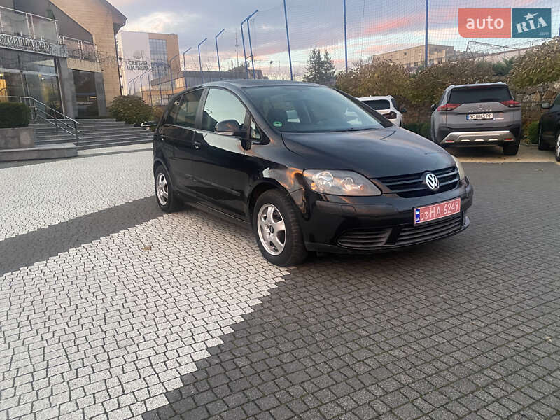 Хэтчбек Volkswagen Golf Plus 2005 в Стрые