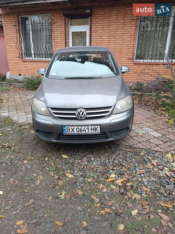 Хетчбек Volkswagen Golf Plus 2005 в Хмельницькому